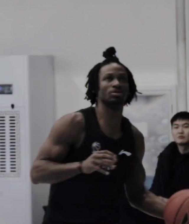 多肉需要浇水吗
